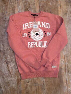 NWT Irish Connexxion Limited Edition Ireland Republic Crewneck, Size XS, Nude